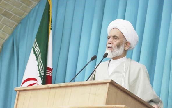 امام جمعه همدان: ۳۲ درصد زنان و مردان جوان کشور عقیم هستند