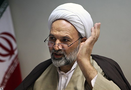 عضو جبهه پایداری: امکان ندارد شورای نگهبان احمدی‌نژاد را برای انتخابات ۱۴۰۰ تایید صلاحیت کند