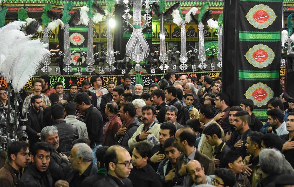 شما نظر بدهید/ چه کارها و رفتارهایی برای مجالس عزاداری مناسب نیست؟ 