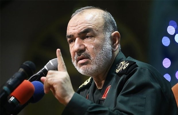جانشین فرمانده کل سپاه: سیاست دنیای استکبار با ناکارآمدی و بن‌بست مواجه شده است