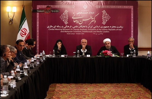 روحانی:اگر به سوریه و عراق کمک نمی‌کردیم دولت بزرگ داعش تشکیل می‌شد/چهار اصل سیاست منطقه‌ای ایران 