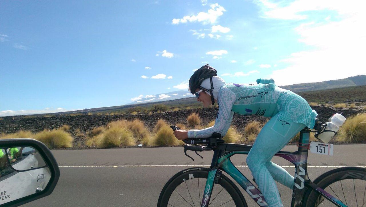موفقیت تنها زن ایرانی شرکت‌کننده در مسابقه دوچرخه‌سواری بازی‌های سه‌گانه هاوایی