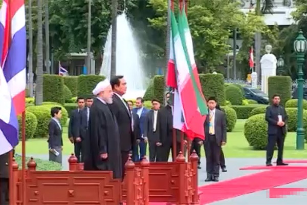 فیلم | نخست وزیر تایلند چگونه از روحانی استقبال کرد