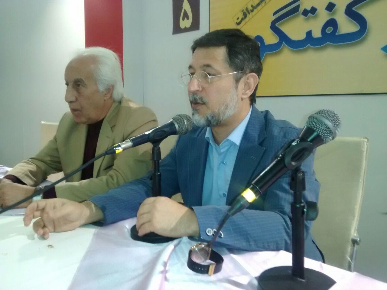 سنگ قبرهایی روی دکه مطبوعات/ گرفتار چهره‌های خوش آب و رنگ سینمایی شده‌ایم