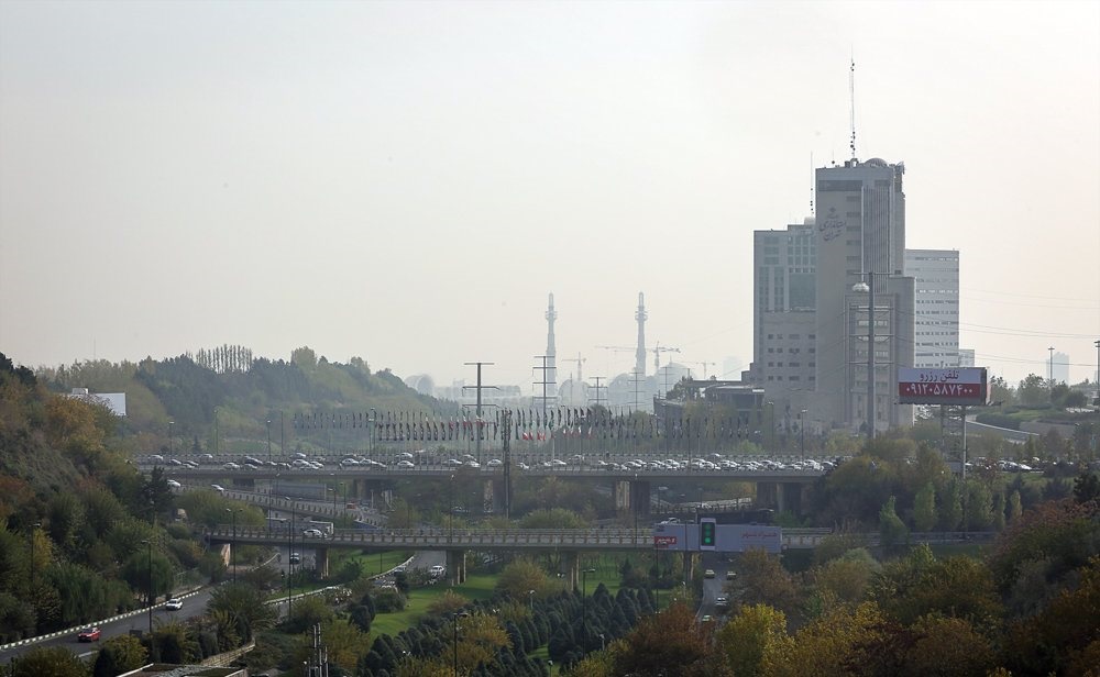 کمبود ۶هزار اتوبوس در تهران/ برای کاهش آلودگی هوا باید اتوبوس‌های دودزا از رده خارج شوند