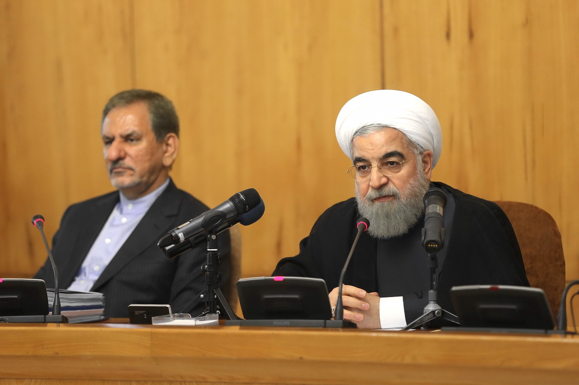 روحانی: نباید به مدیران صادق تهمت زد/ یأس را ترویج نکنیم