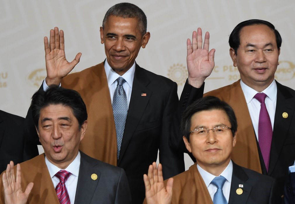 عکس | اوباما در کنار سران کشورهای عضو اَپِک