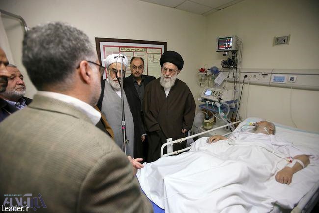 فیلم | عیادت رهبر انقلاب از آیت‌الله موسوی اردبیلی