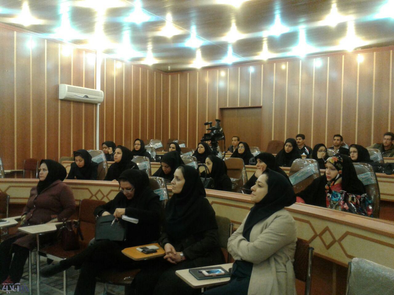 برگزاری کارگاه باز آموزی مسائل مراقبتی توانبخشی ویژه مراقبان در کرمانشاه