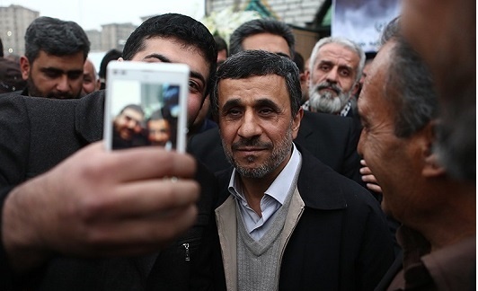 احمدی نژاد: گرمش نمی‌کنم!