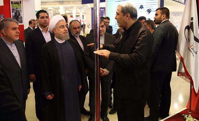 شروع به کار رسمی نمایشگاه مطبوعات با حضور رئیس‌جمهور