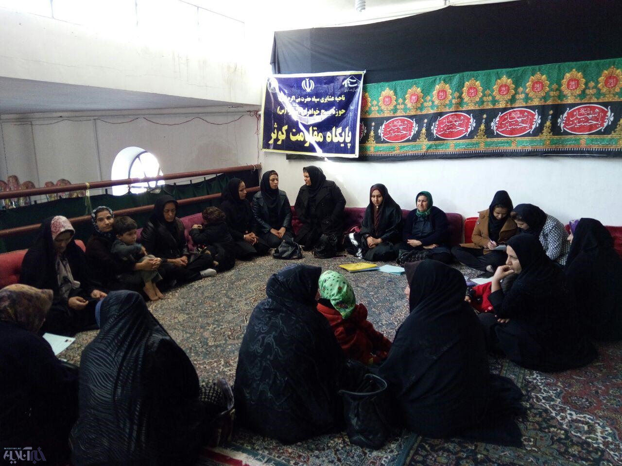 بازدید مسئول توانمندسازی زنان بهزیستی از پروژه های مشاغل خانگی در کرمانشاه