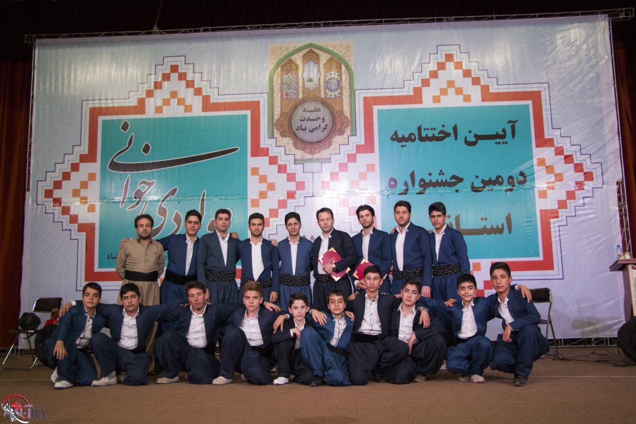 دف نوازان پاوه ای رتبه های برتر جشنواره مولودی خوانی استان را درو کردند 