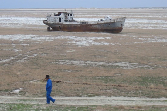 کشاورزی چگونه دریاچه آرال و ارومیه را خشک کرد؟