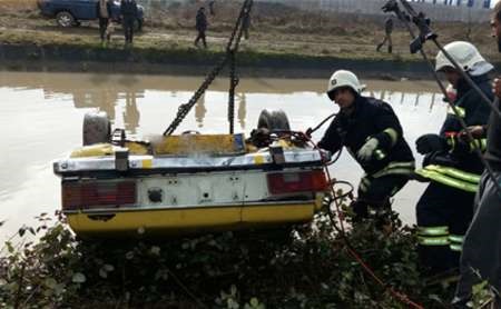 مرگ راننده تاکسی به علت سقوط در کانال آب در رشت
