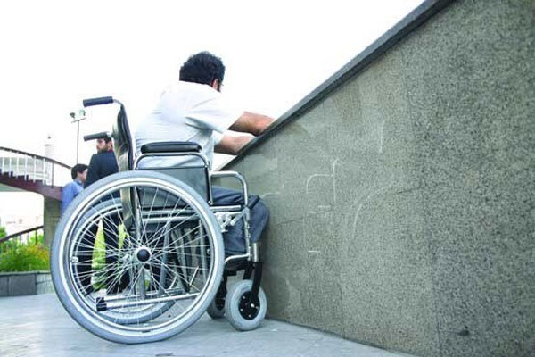 نوجوان معلول اصفهانی در نخستین حرکت شطرنج مات شد