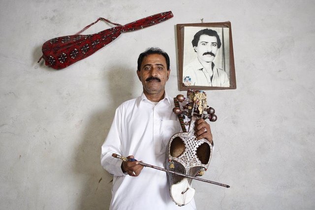 ساز سرود سوگوار شد/ استاد علی‌محمد بلوچ درگذشت