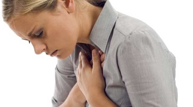 زن‌ها به خاطر تحمل بالای درد متوجه حملات قلبی نمی‌شوند!/ هشدار پزشکان 