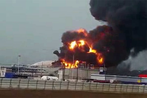 فیلم | انفجار و آتش‌سوزی در پالایشگاه نفت «حیفا»