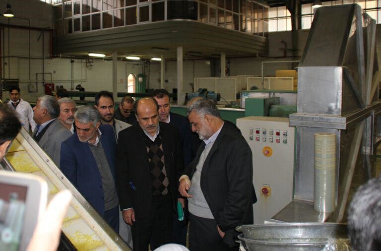 بازدید وزیر جهاد کشاورزی از شرکت گیاهان دارویی سبز زندگی البرز