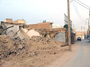 تکرار یک اشتباه تاریخی در اصفهان/ تخریب اشتباهی حمام تاریخی حاج کاظم