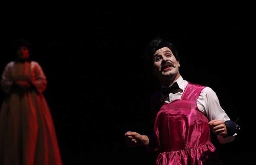 برگزیدگان بخش مسابقه تئاتر ایران اعلام شدند/ «طپانچه خانم» سه جایزه گرفت