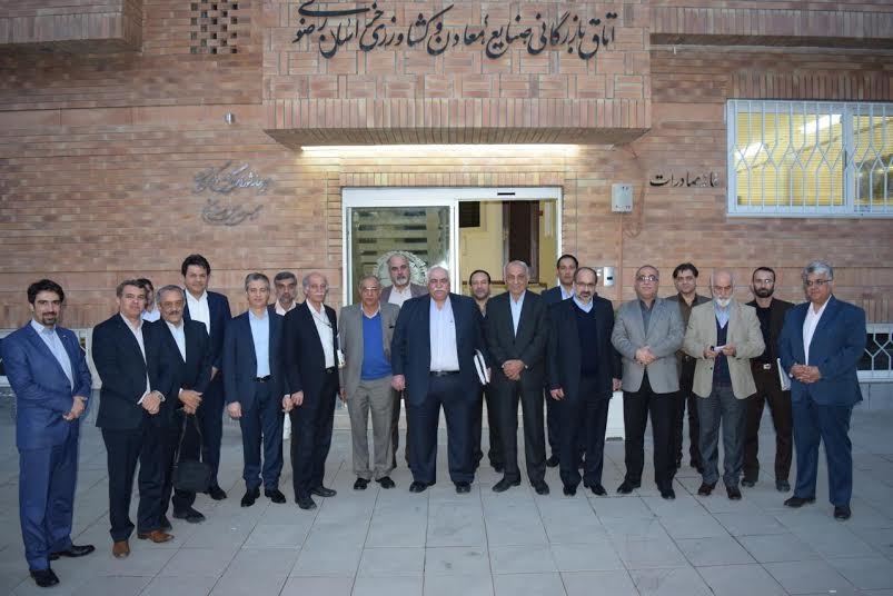 رئیس اتاق سمنان :  تمام  مباحث اقتصادی  در استان با مشورت  اتاق بازرگانی  صورت می پذیرد  