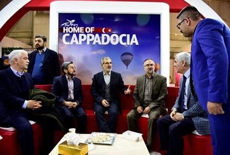 بازدید استاندار البرز از نهمین نمایشگاه بین المللی گردشگری تهران 