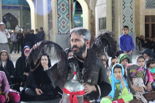نمایشگاه عکس عاشورایی ده زیار افتتاح شد نمایشگاه عکس عاشورایی ده زیار افتتاح شد