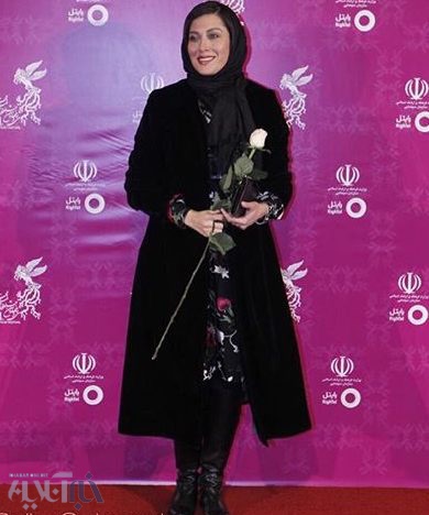 لباس هایی با طرح کاشی‌های ایرانی در جشنواره فیلم فجر، طراحی یک دختر ۲۵ ساله