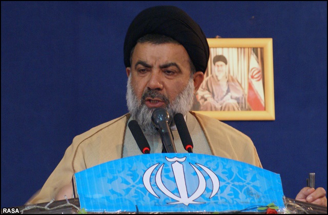 برای کارآمدی نظام باید خدمت خالصانه انجام گیرد/ تقویت نماز جمعه، تقویت دین و انقلاب اسلامی است
