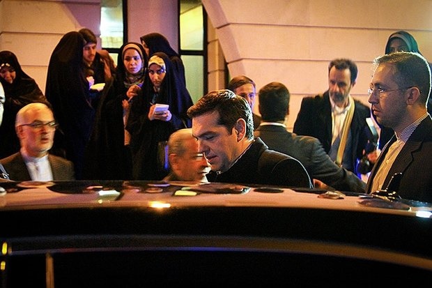 نخست وزیر یونان اصفهان را به مقصد تهران ترک کرد