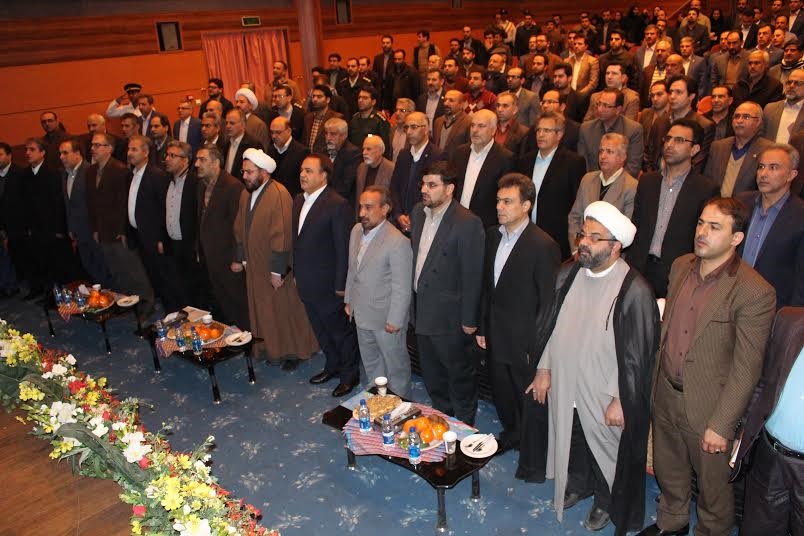 استاندار سمنان با حضور در شهرستان سرخه 35پروژه همزمان را افتتاح کرد