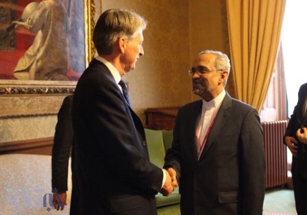 نهاوندیان در دیدارِ وزیر خارجه انگلیس:خواست رهبری و مردم ایران در تحقق نتایج عملی توافقات است
