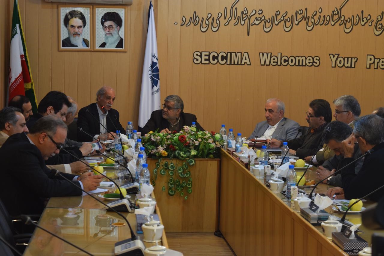 رئیس اتاق سمنان : همکاری و مشارکت اتاق سمنان با اتاق های بازرگانی همجوار رئیس اتاق سمنان : همکاری و مشارکت اتاق سمنان با اتاق های بازرگانی همجوار
