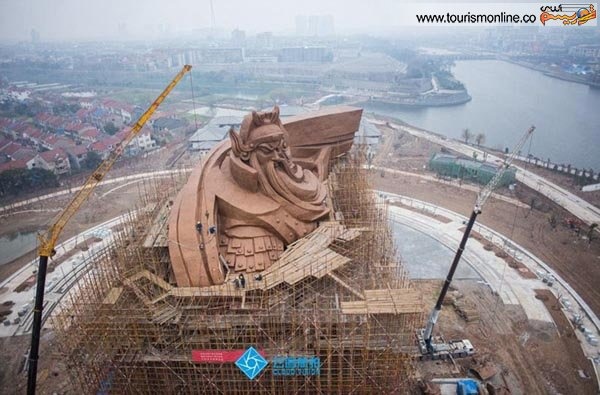 ساخت یکی از بزرگترین مجسمه های جهان برای جذب گردشگر