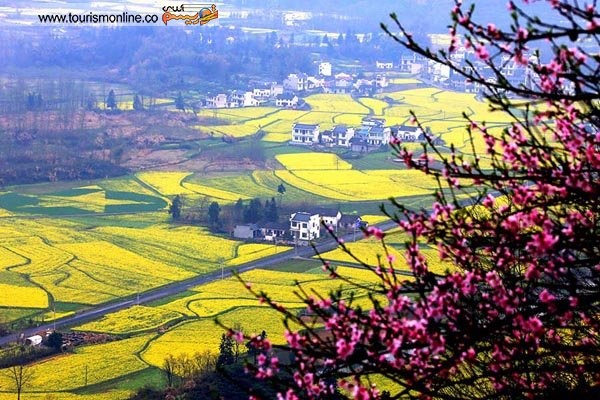 طبیعت بکر و معماری زیبای یکی از زیباترین استان های چین