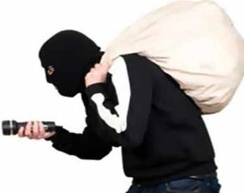 دستگیری سارقان منزل و کشف اموال مسروقه در سلطانیه  