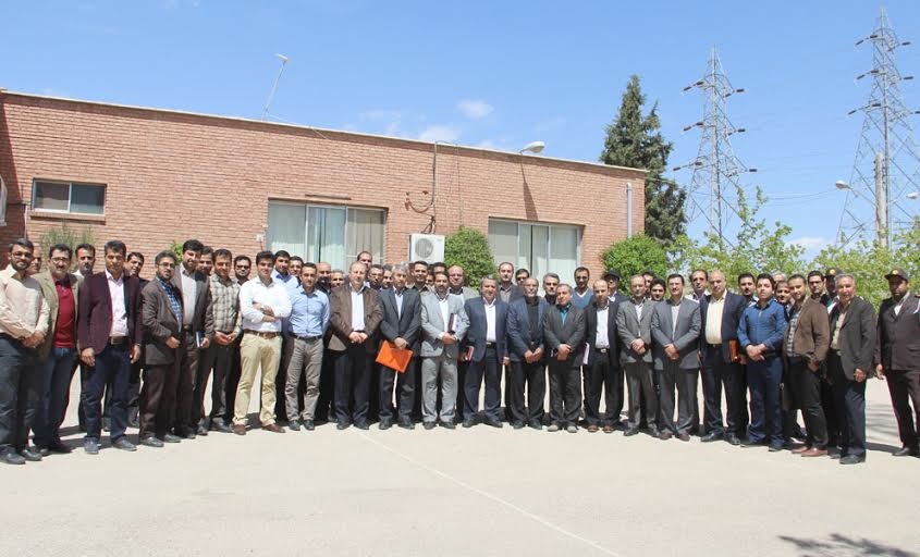تامین برق مطمئن و پایدار مشترکین و متقاضیان اولویت کاری شرکت برق منطقه ای سمنان تامین برق مطمئن و پایدار مشترکین و متقاضیان اولویت کاری شرکت برق منطقه ای سمنان