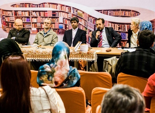 استقبال از کتاب شهید مطهری در بوسنی / بساریک: مطهری برای مشکلات امروز ما راه حل می‌دهد