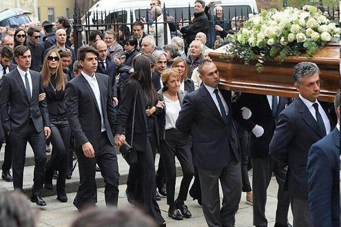 تصاویری از حضور پائولو مالدینی و ستاره های میلان در مراسم تشییع چزاره