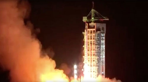 جنین موش و نفت خام در ماهواره جدید چین/تحقیقات زمینه‌ای درباره امکان تولید مثل انسان در فضا