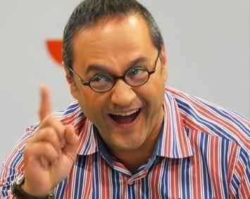 توضیحات جوان درباره «لباهنگ» و عروسک‌های جدید خندوانه/ همه دنیا از روی هم ایده‌برداری می‌کنند