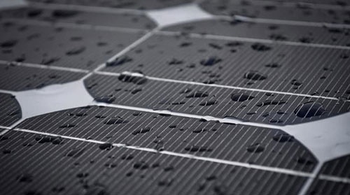 سلول‌های خورشیدی که از باران هم برق تولید می‌کند/فناوری جدید چینی‌ها 