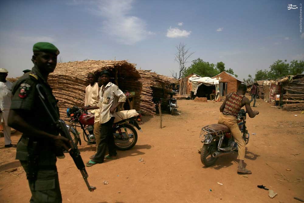 کارگران در یک معدن طلا در نیجریه
