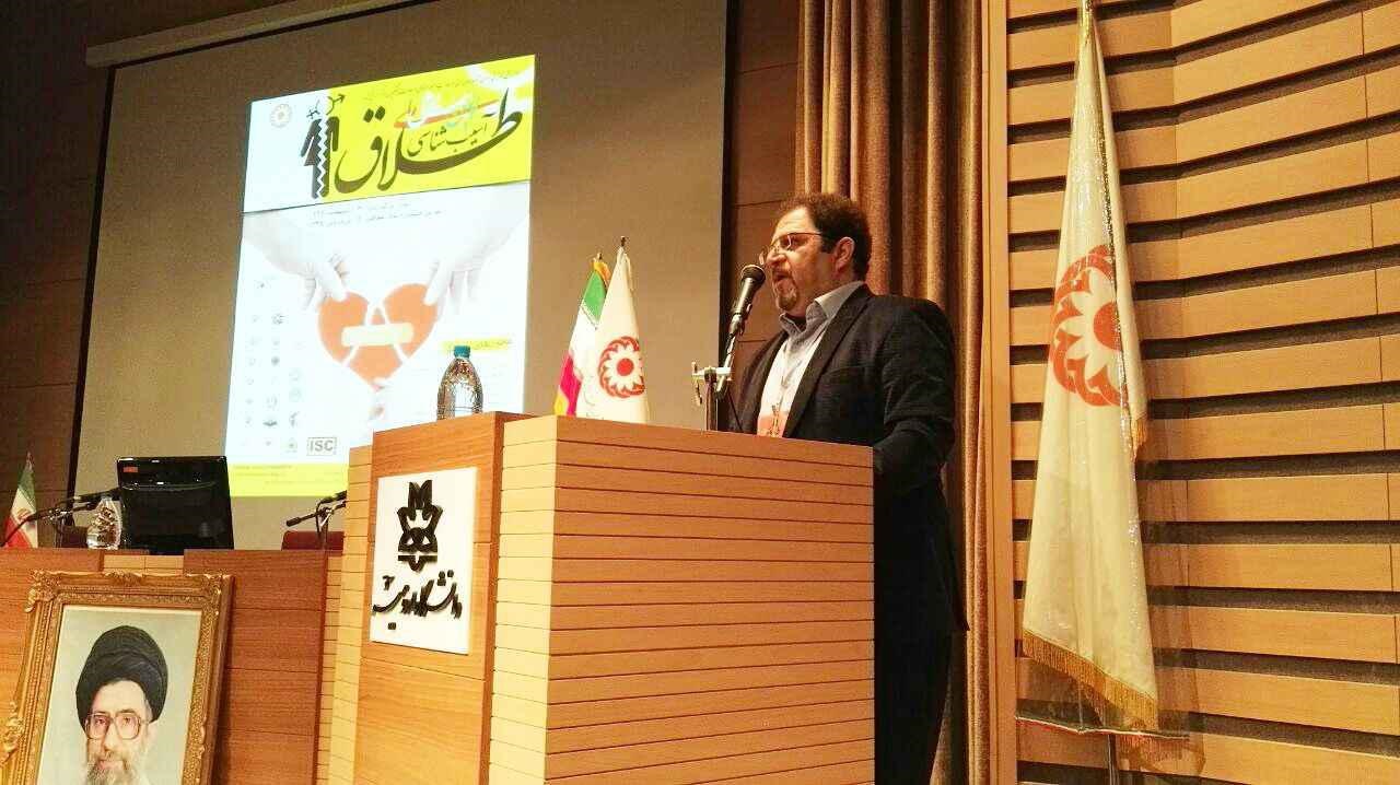 مدیرکل بهزیستی آذربایجان غربی: نخبگان برای کاهش آمار طلاق ورود کنند مدیرکل بهزیستی آذربایجان غربی: نخبگان برای کاهش آمار طلاق ورود کنند