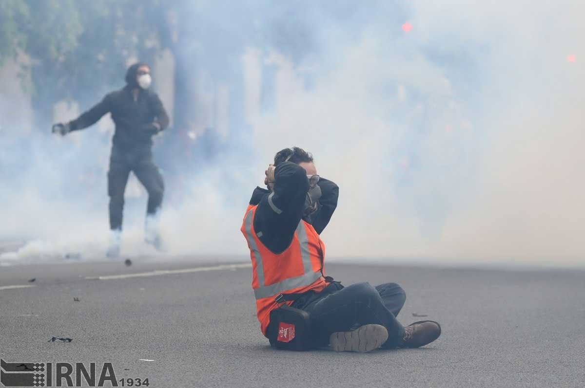 درگیری پلیس با دانشجویان و کارگران فرانسوی