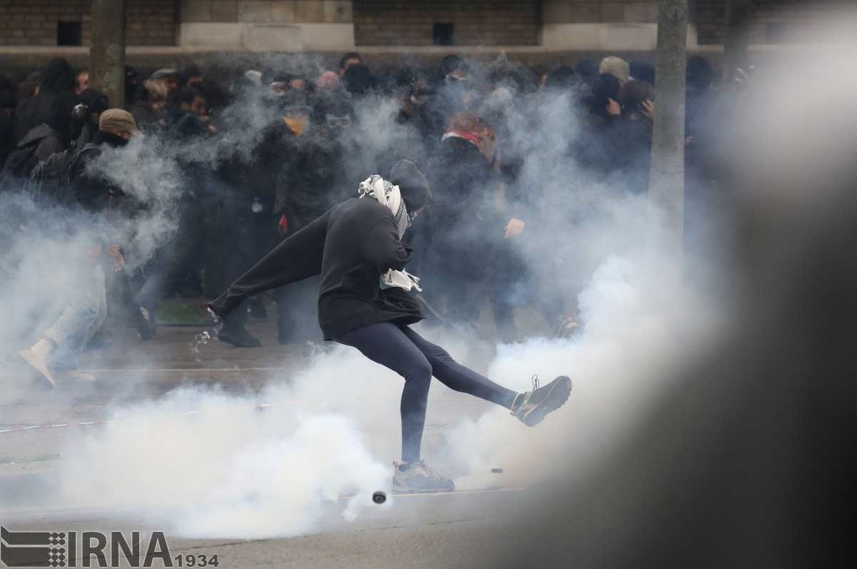 درگیری پلیس با دانشجویان و کارگران فرانسوی