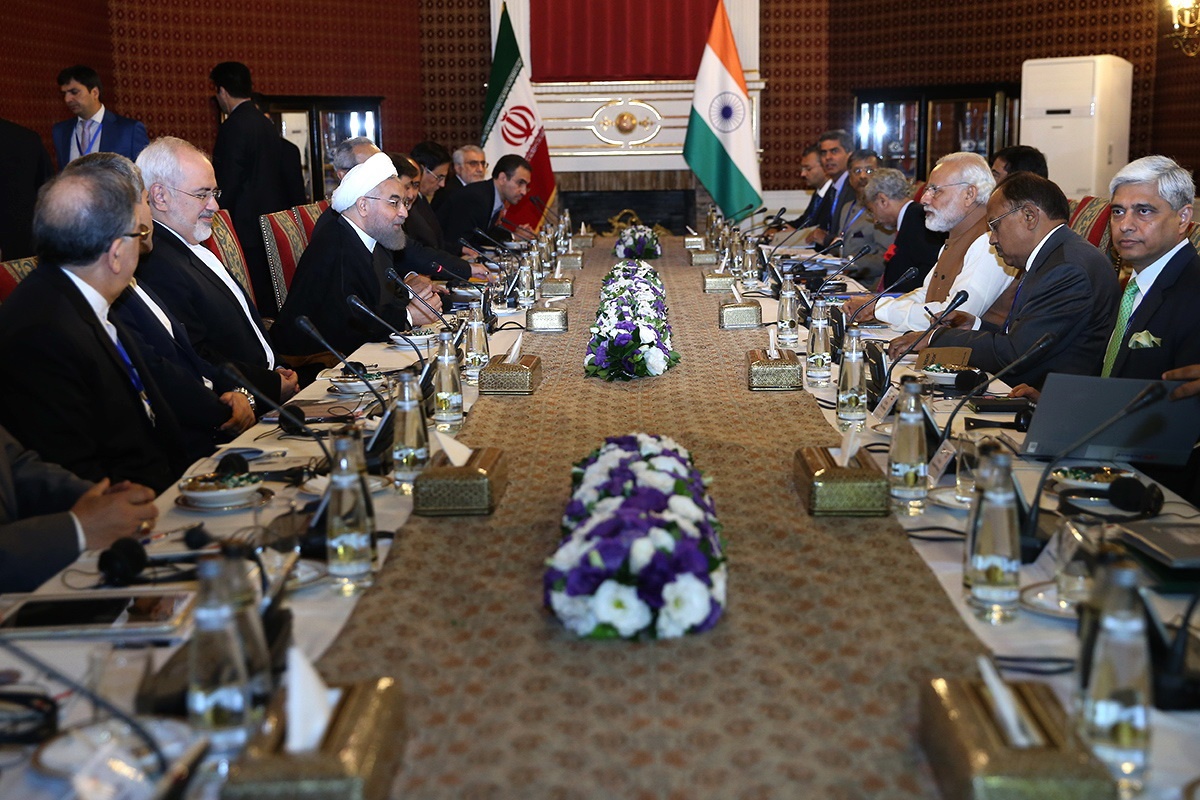 ایران و هند 12 سند و موافقتنامه همکاری امضا کردند