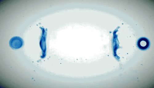 تصویر متحرک از تاثیر قدرتمندترین لیزر اشعه ایکس جهان بر آب 